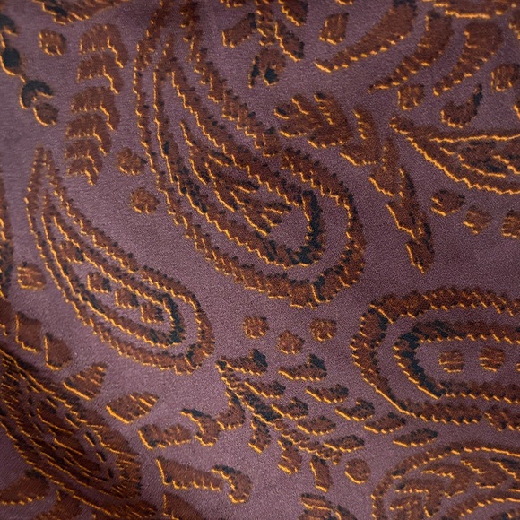DR2 Dark Brown Paisley Blouse - Picture 5 of 7